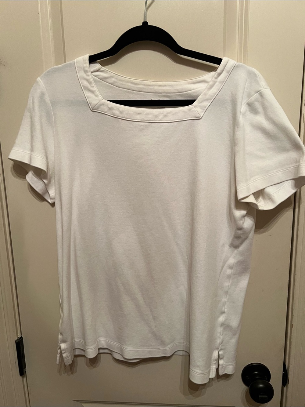Kim Rogers White Short-Sleeve Square Neck Tee